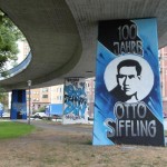 Siffling-Bild ziert den Pfeiler. Kooperation von PRO Waldhof und Addictz 