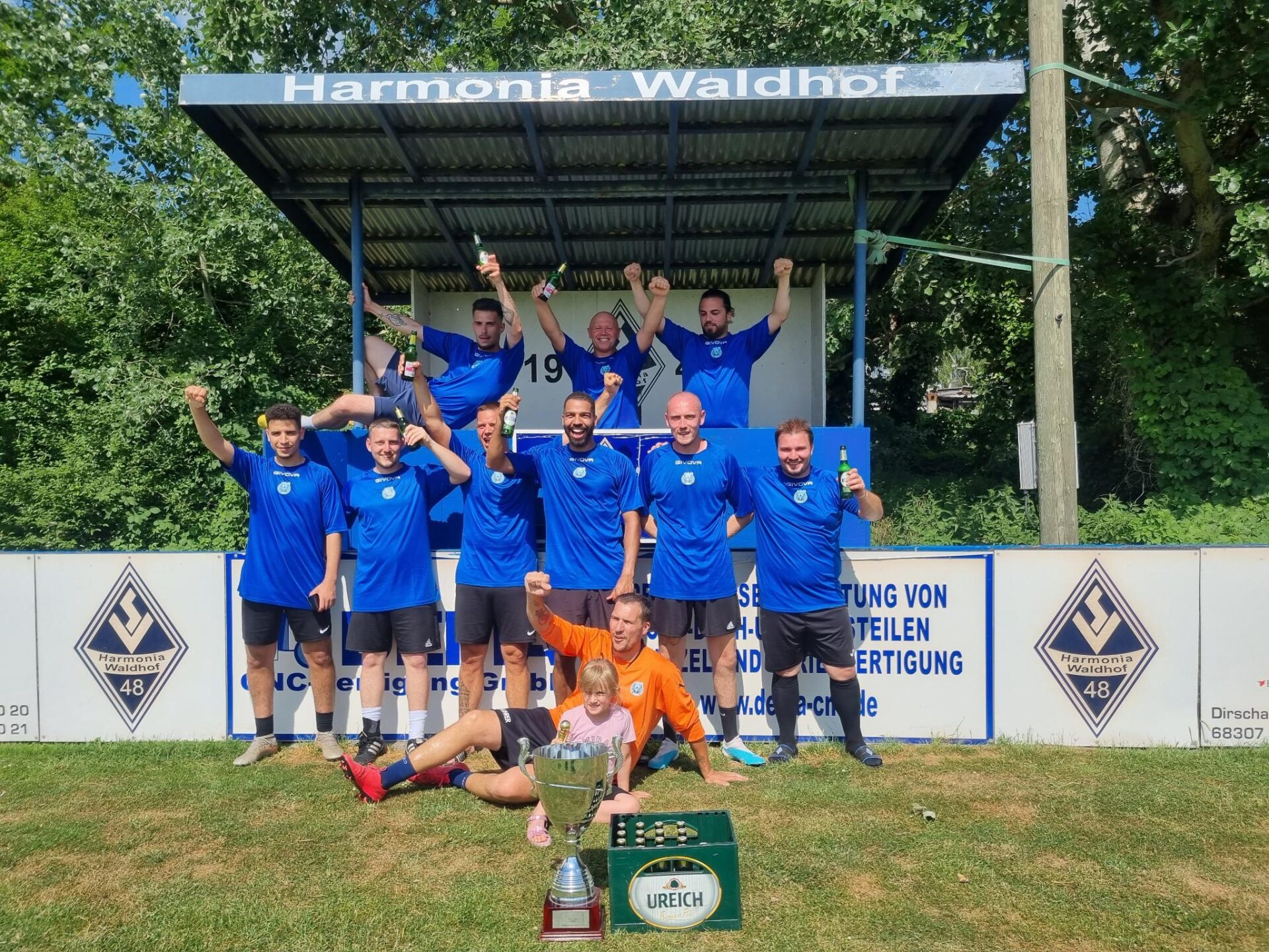 „Block M“ gewinnt erneut den Alsenweg-Pokal